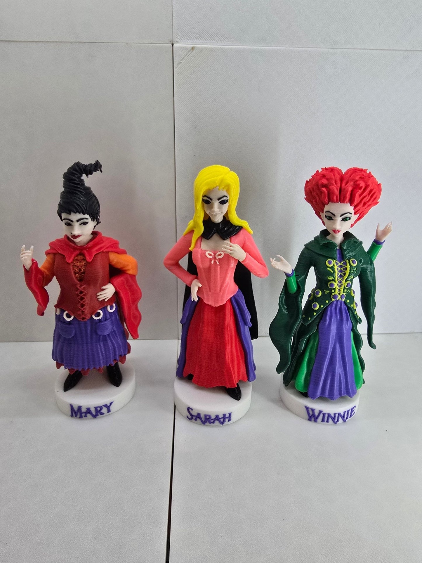 Sarah (Hocus Pocus) Sanderson Sisters - Erratically Eccentric Creations