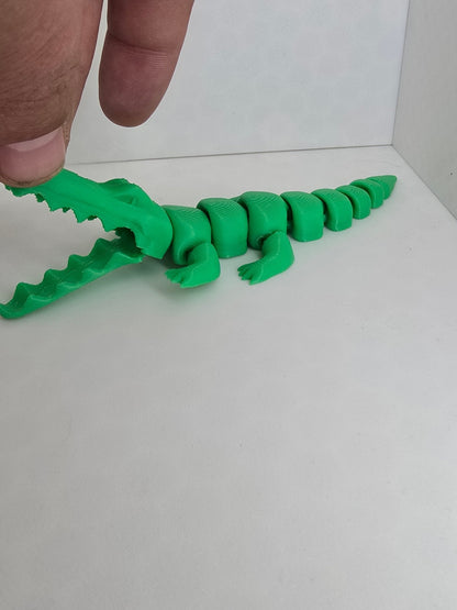 Alligator (opening mouth) - Erratically Eccentric Creations